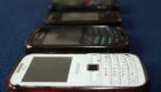 لا تتخلص من هاتفك القديم.. 4 استخدامات مذهلة