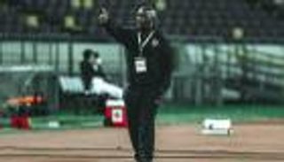 "قاهر الوداد".. صحف جنوب أفريقيا تحتفل بمدرب الأهلي المصري