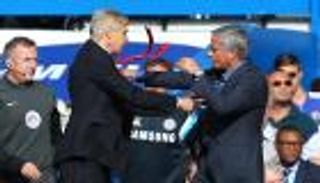 "روضة أطفال".. رد ناري من فينجر على سخرية مورينيو