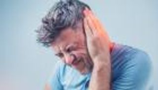 ابحث عن كورونا إذا سمعت هذه الأصوات.. أزيز وهسهسة ورنين