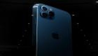 ميزة مهمة تدفع الملايين حول العالم لشراء آيفون 12 برو