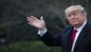 ترامب يعلن قرب رفع اسم السودان من قائمة الإرهاب 