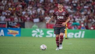 جوستافو هنريكي لاعب فلامنجو