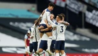 فريق توتنهام