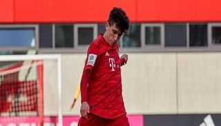 يونس آيت عامر لاعب بايرن ميونيخ