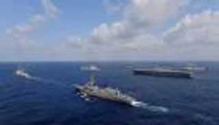 "الأسطول السابع" الأمريكي في بحر الصين الجنوبي