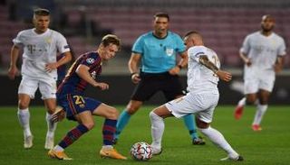 برشلونة ضد فرينكفاروزي