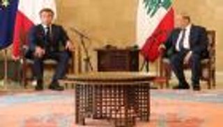 فرنسا تحذّر من انهيار لبنان.. "المركب يغرق"