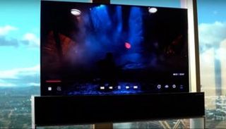 إل جي تشعل سوق التلفاز الذكي بشاشة "طاقية الأخفاء"