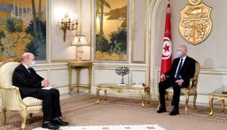 جانب من لقاء الرئيس التونسي ووزير الخارجية الفرنسي