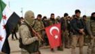 بالأوهام والأكاذيب.. أردوغان يجند المرتزقة السوريين