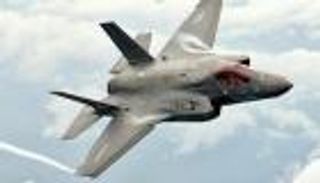 ترامب: عملية بيع طائرات "إف-35" للإمارات تمضي قدما