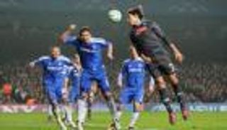 الدوري الإنجليزي.. كافاني يبدأ مهمة انتشال مانشستر يونايتد