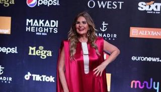 الفنانة المصرية يسرا
