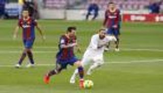 رغم هزيمة الكلاسيكو.. برشلونة يتغلب على أزمة "التاكسي"