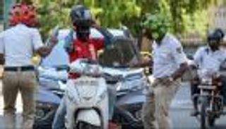 غرائب وطرائف كورونا.. 10 قصص تكشف الوجه الكوميدي للفيروس