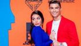 أين تعيش جورجينا في فترة عزل كريستيانو رونالدو؟