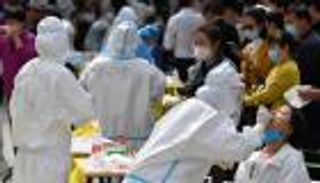 137 إصابة تدفع الصين لإجراء 4.75 مليون فحص كورونا