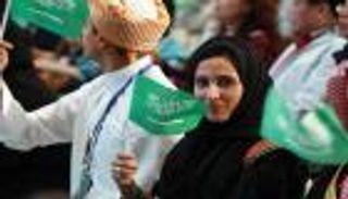 السعودية تعين 100 كاتبة عدل.. خطوة جديدة على طريق تمكين المرأة