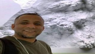 الناشط اليمني جلال الصلاحي في مطار أتاتورك