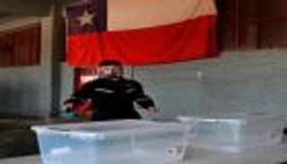 التشيليون يوافقون على تغيير دستور "بينوشيه"