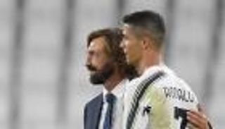 ساعات حاسمة.. بيرلو يوضح موقف رونالدو من موقعة برشلونة