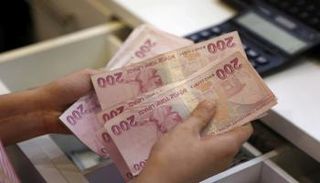 عملات من الليرة التركية - رويترز