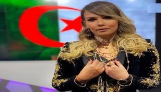 الفنانة الجزائرية مونية بن فغول