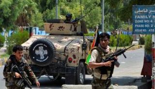 عناصر من الجيش الأفغاني خلال عملية أمنية - أ.ف.ب