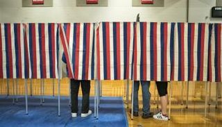 إحدى مراحل عملية التصويت