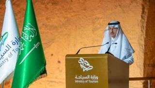 وزير السياحة السعودي أحمد الخطيب