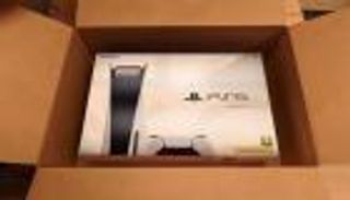 قبل إطلاق بلاي ستيشن 5 بأيام.. الطلبات تفوق توقعات سوني