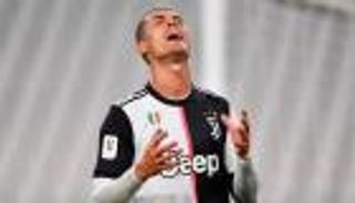 بلفظ مشين.. كورونا يثير غضب كريستيانو رونالدو