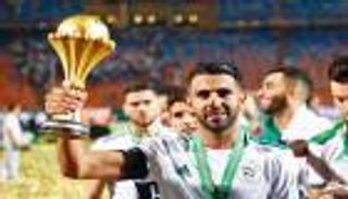 تناقض الكرة الجزائرية.. بين تألق المنتخب وخسوف الأندية