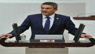 أوغوز صاليجي نائب رئيس حزب الشعب الجمهوري المعارض