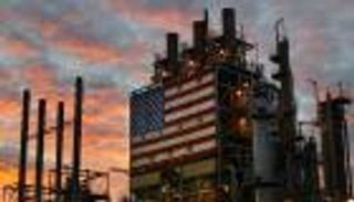 أسعار النفط اليوم.. قفزة المخزونات الأمريكية تهوي بالخام 5%