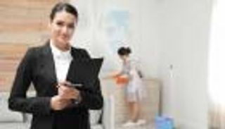 خبير نظافة.. أحدث وظيفة سياحية في عصر كورونا