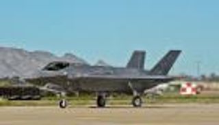 الولايات المتحدة تعتزم بيع 50 طائرة "إف- 35" للإمارات