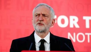 زعيم المعارضة العمالية البريطانية جيريمي كوربن