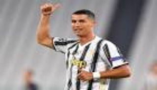 رسميا.. كريستيانو رونالدو يقهر كورونا