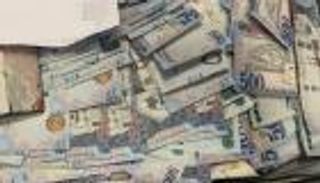 السعودية تضبط شبكة لتهريب الأموال تضم مصريين وسوريين 
