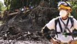 بالصور.. 9 قتلى ومفقود في سيول السلفادور 