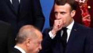 ماكرون: تركيا تتبع نهجا عدوانيا وأردوغان يطلق "أكاذيب"