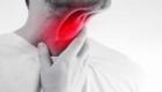 أسباب وأعراض التهاب الحنجرة.. 9 نصائح