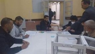عمليات فرز الأصوات باستفتاء الدستور في الجزائر