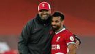 بـ"3 كدمات".. كلوب يرد على اتهام محمد صلاح بالغطس