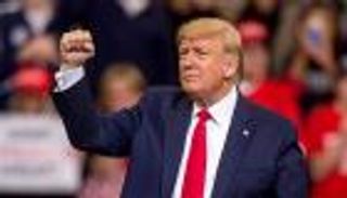 بليلة الانتخابات.. تراشق جديد بين ترامب وبايدن