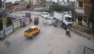 فيديو مرعب.. لحظة مصرع 6 بحادث تصادم خطير في مصر