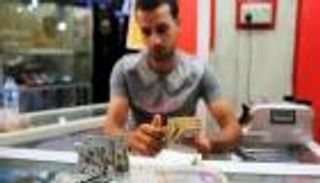 انتخابات أمريكا تخيم سلبيا على اقتصاد إيران.. مقامرات "وهمية" بالأسواق