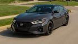 "فخامة على إطارات".. طراز نيسان ماكسيما الجديد